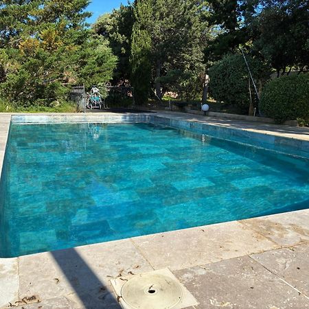 Gite 2 Chambres Avec Piscine Sernhac Esterno foto