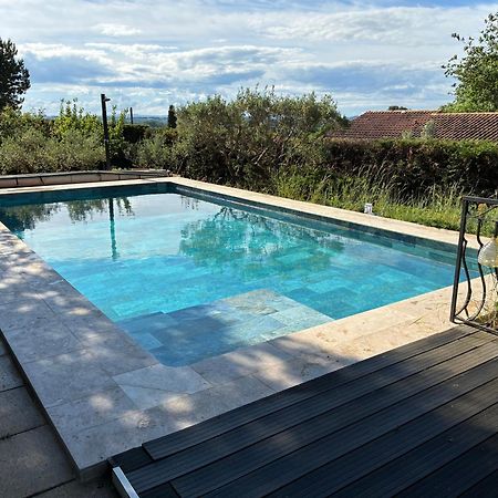 Gite 2 Chambres Avec Piscine Sernhac Esterno foto