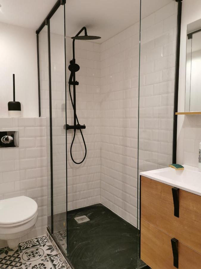 Gite 2 Chambres Avec Piscine Sernhac Esterno foto