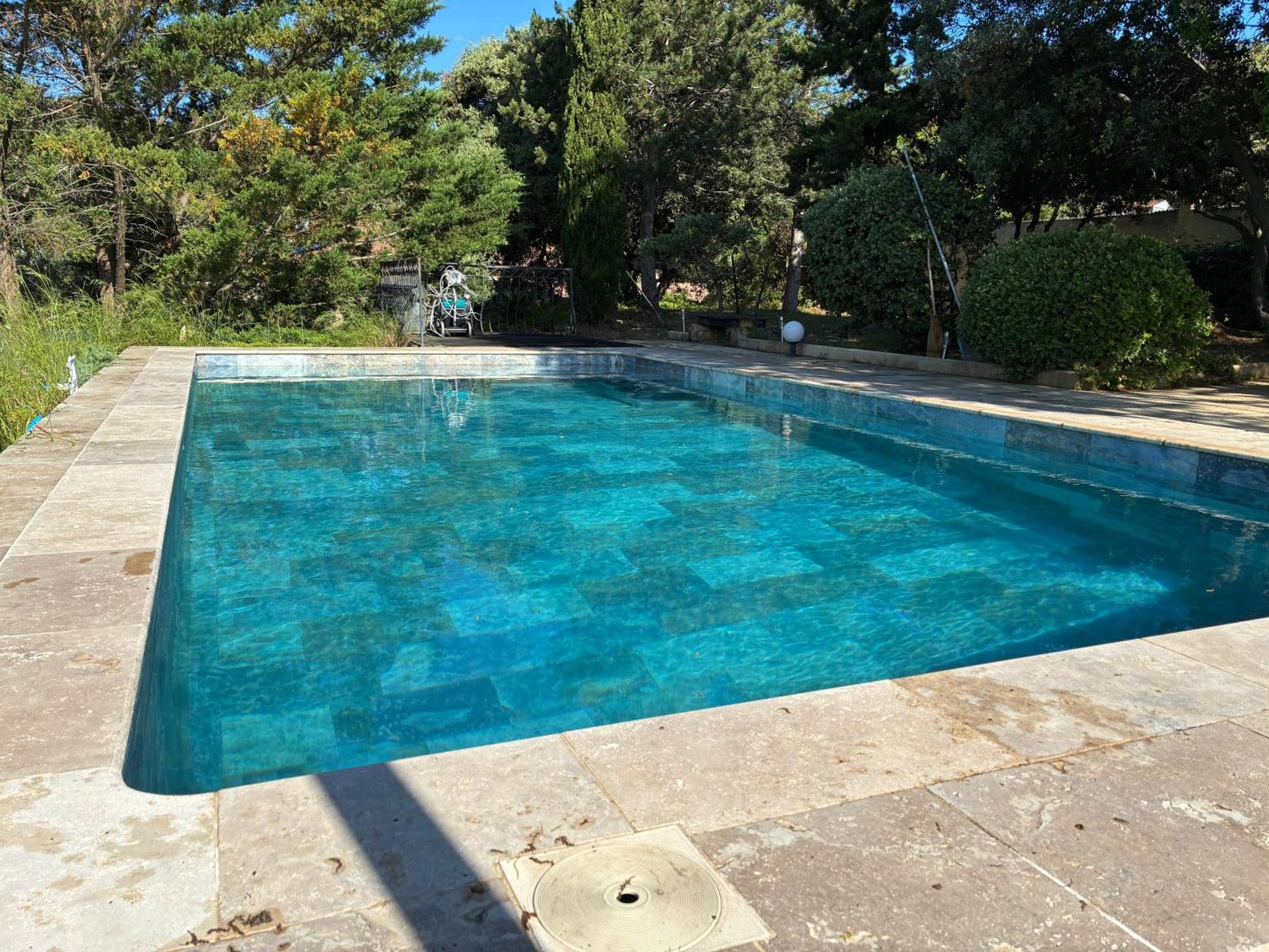Gite 2 Chambres Avec Piscine Sernhac Esterno foto
